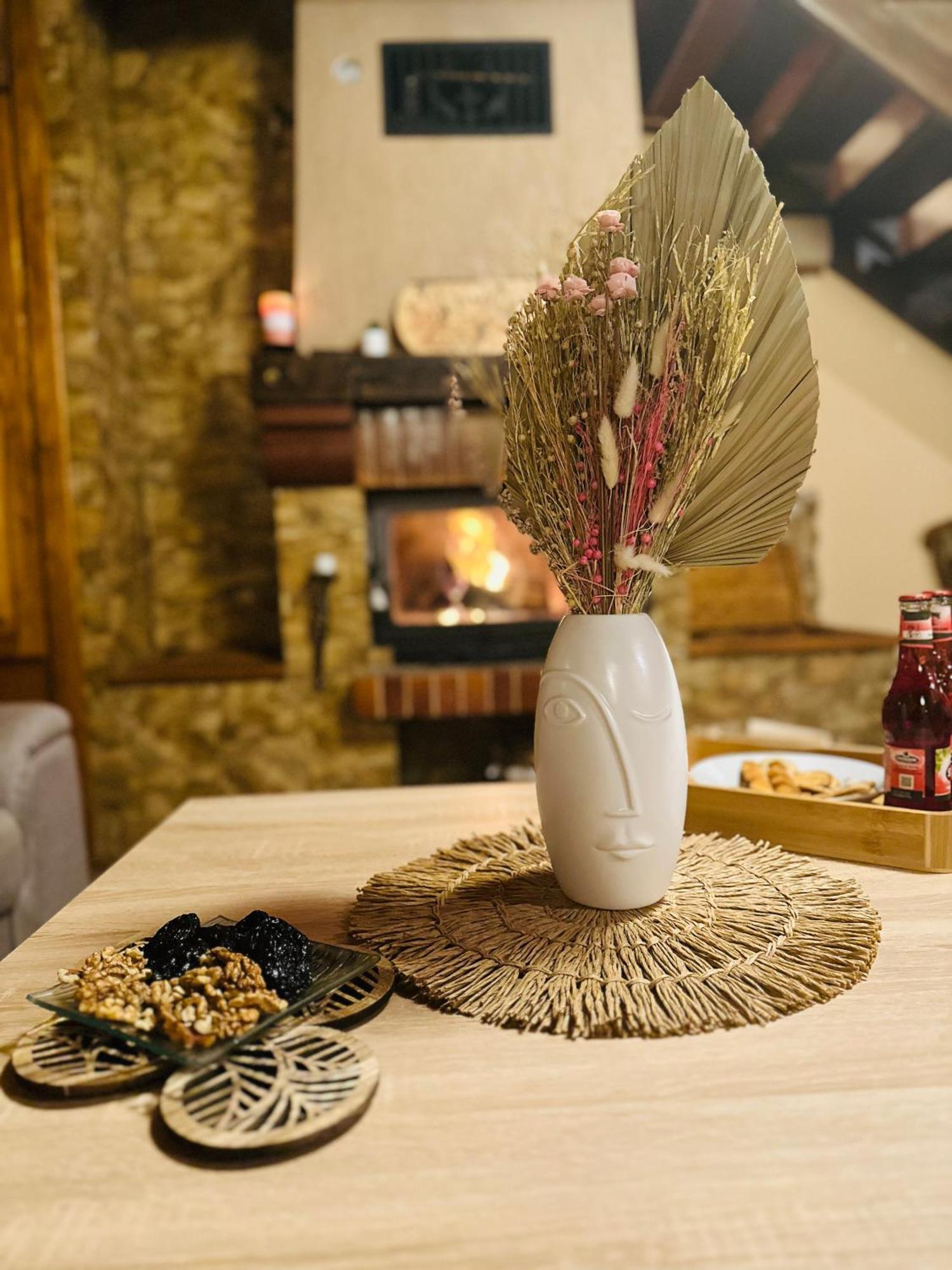K&N Vendeghaz Villa Voslobeni Buitenkant foto